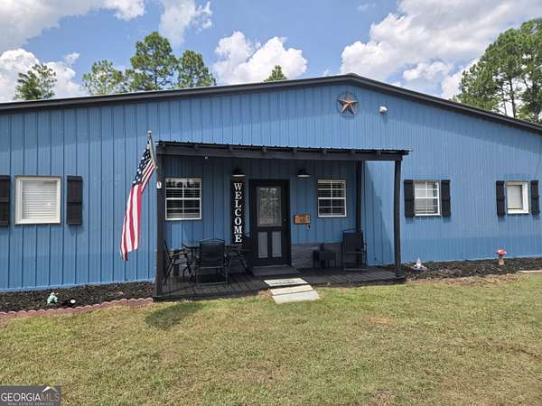 1.53 Acres of Land with Home for Sale in Swainsboro, Georgia