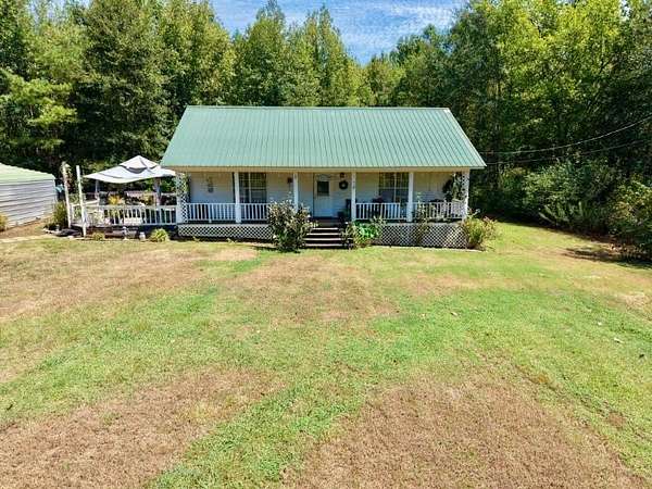 14.7 Acres of Land with Home for Sale in Pocahontas, Tennessee