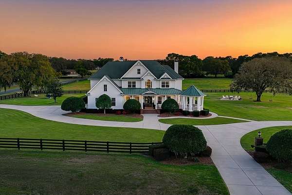 13.8 Acres of Recreational Land with Home for Sale in Ocala, Florida