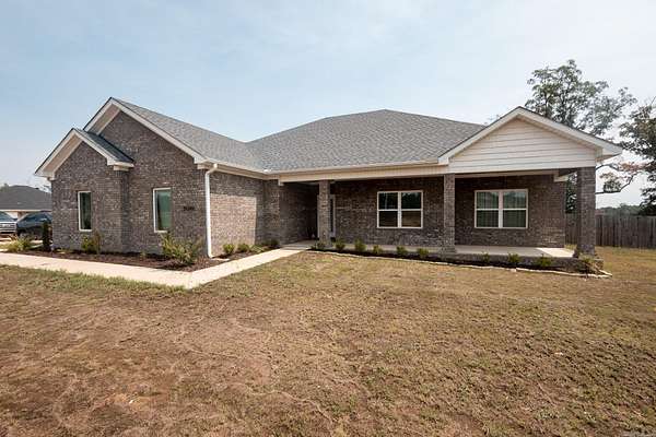 1.53 Acres of Land with Home for Sale in Bauxite, Arkansas