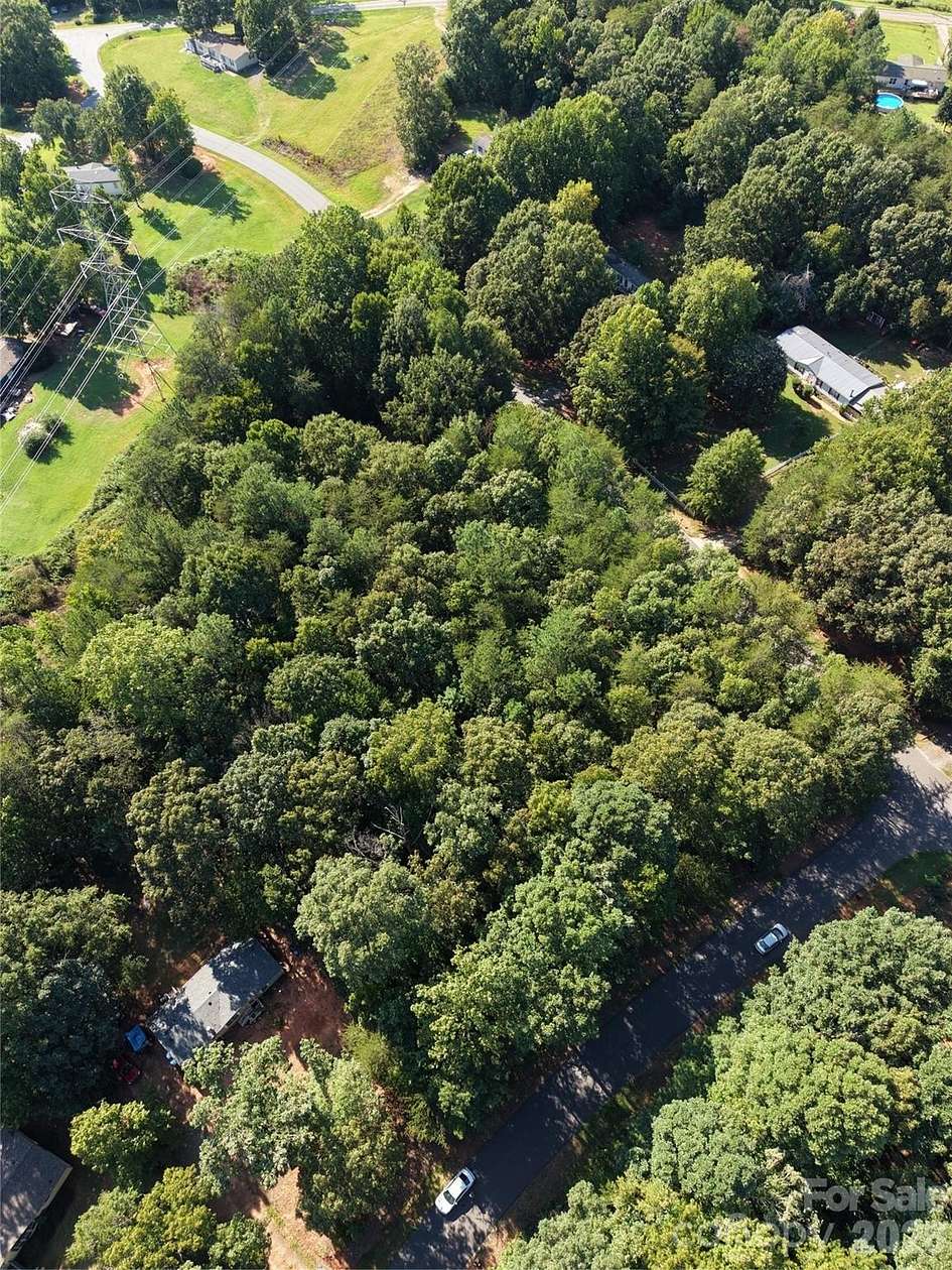 1.14 Acres of Residential Land for Sale in Maiden, North Carolina