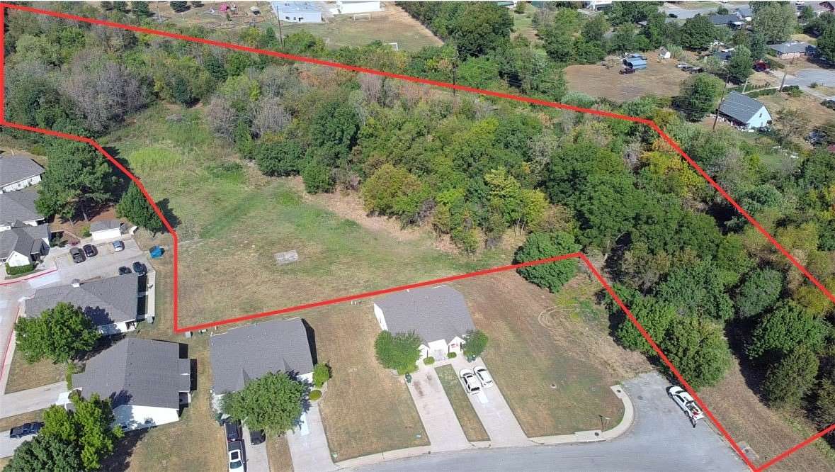 9 Acres of Land for Sale in Rogers, Arkansas