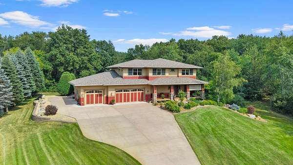 2.5 Acres of Land with Home for Sale in Stillwater, Minnesota