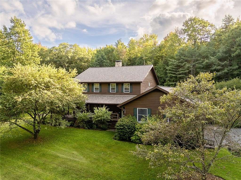 5 Acres of Land with Home for Sale in Jefferson, New York