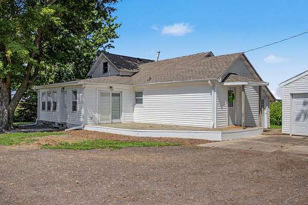 1.72 Acres of Land with Home for Sale in Blairsburg, Iowa