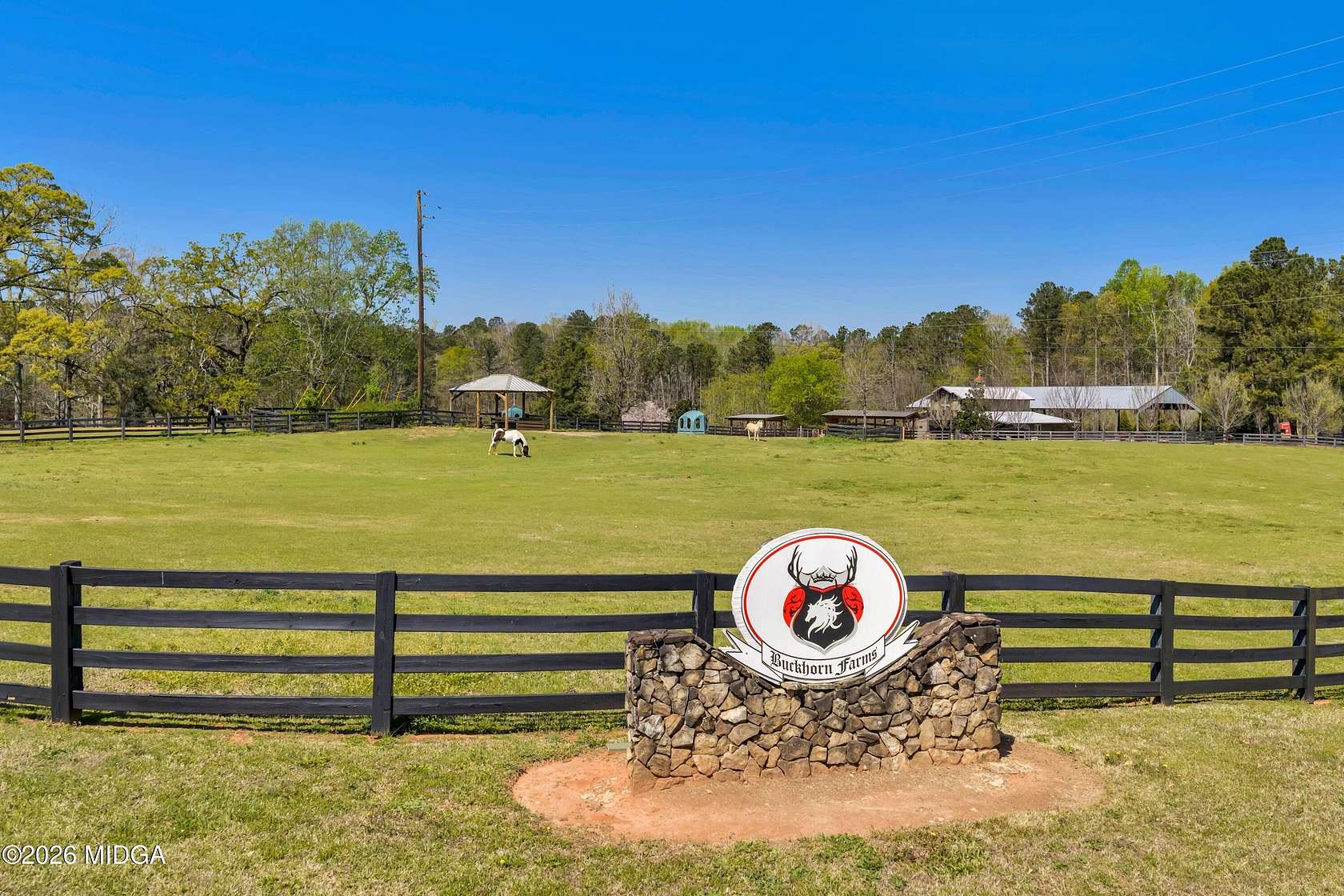 27.4 Acres of Land with Home for Sale in Juliette, Georgia