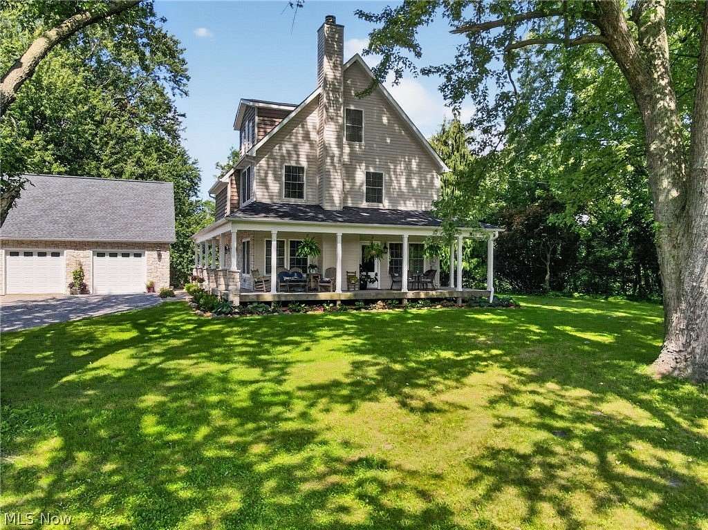 2.52 Acres of Land with Home for Sale in Ashtabula, Ohio