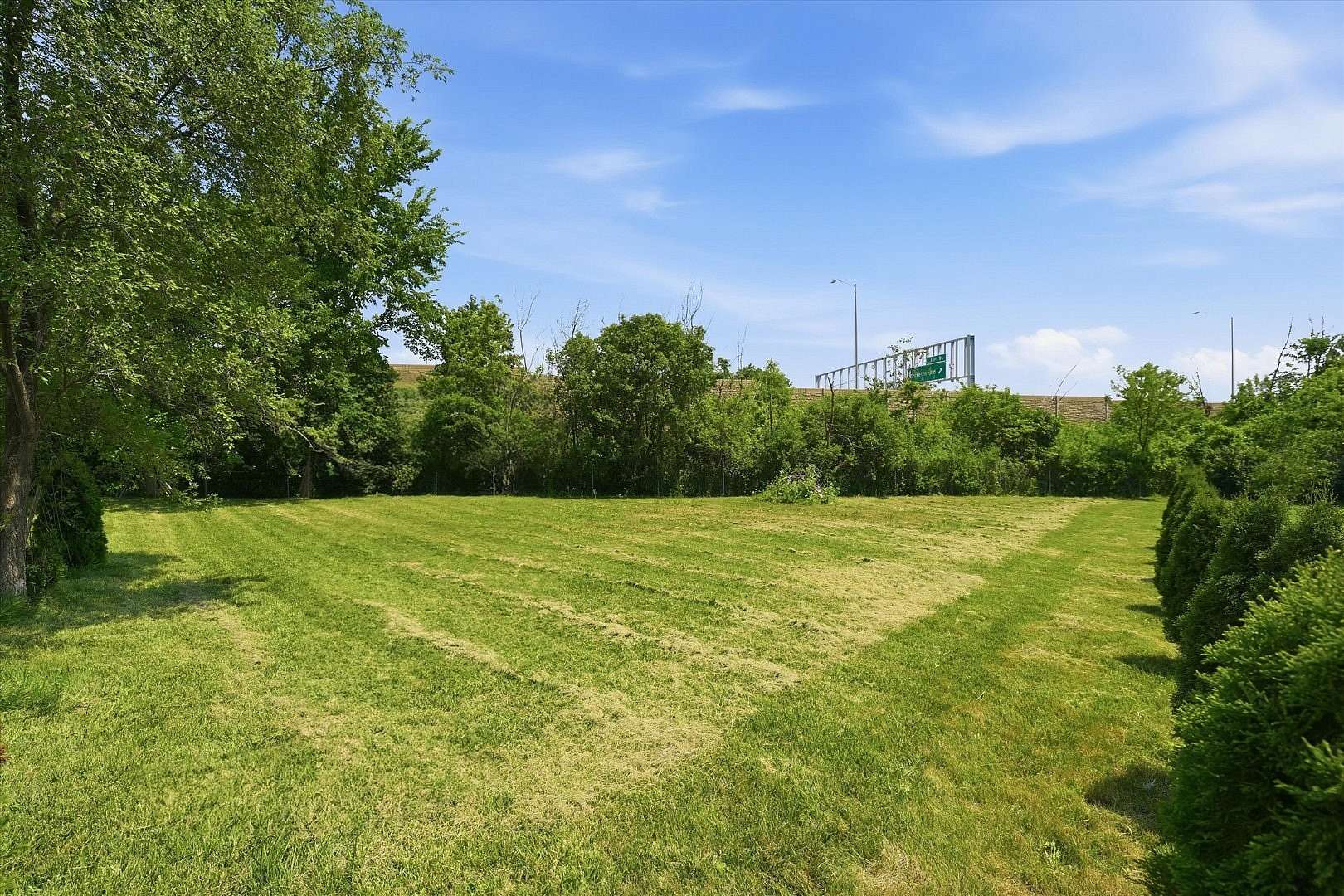 0.16 Acres of Residential Land for Sale in Schaumburg, Illinois