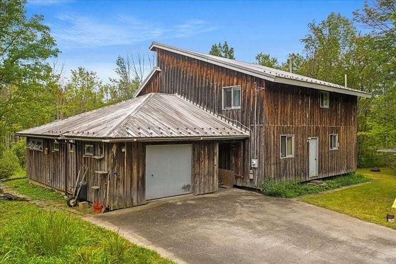 10.8 Acres of Land with Home for Sale in Port Crane, New York