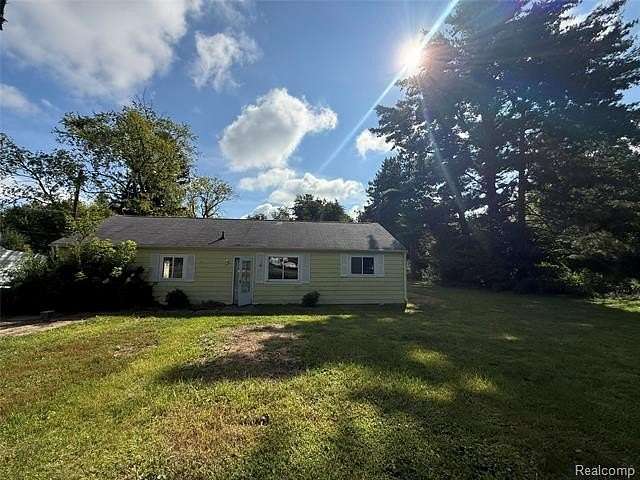 2.32 Acres of Land with Home for Sale in Lapeer Township, Michigan