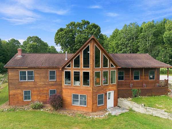 18 Acres of Land with Home for Sale in West Gardiner Town, Maine