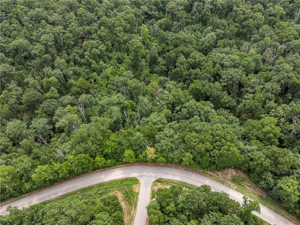 1.35 Acres of Residential Land for Sale in Bella Vista, Arkansas