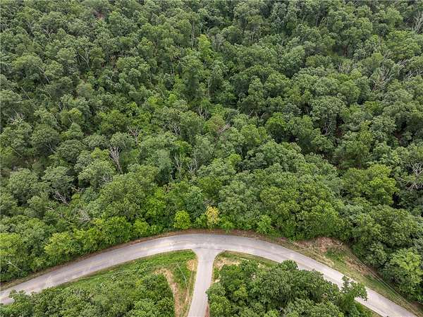 1.35 Acres of Residential Land for Sale in Bella Vista, Arkansas