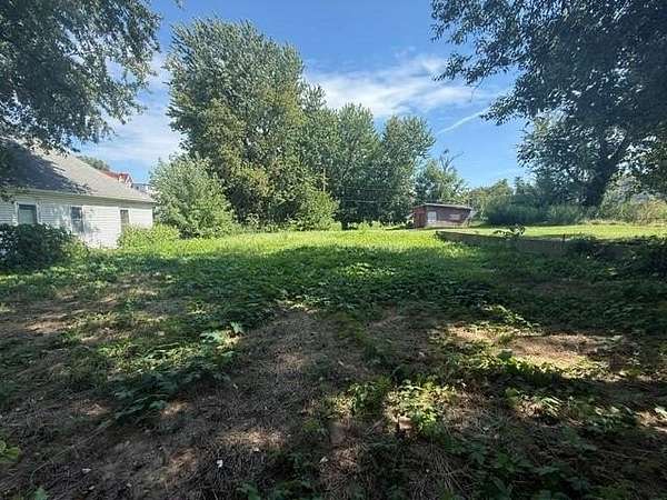0.19 Acres of Commercial Land for Sale in St. Joseph, Missouri