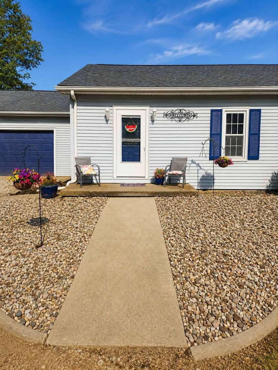 5.1 Acres of Land with Home for Sale in Cannelton, Indiana