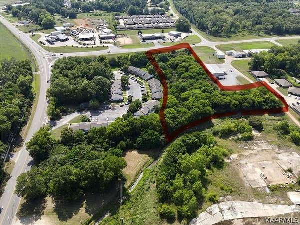 3 Acres of Commercial Land for Sale in Wetumpka, Alabama