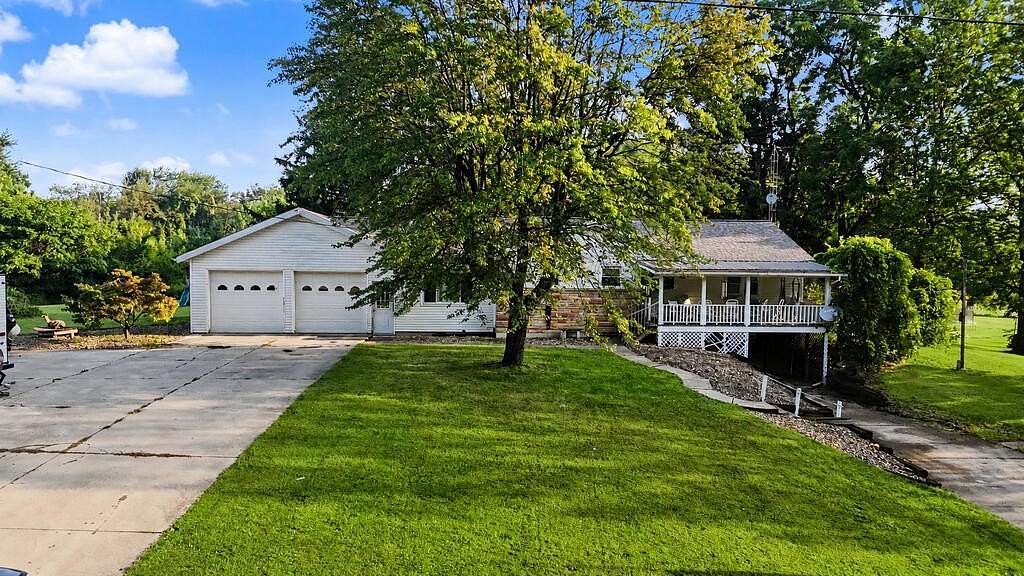 20.5 Acres of Land with Home for Sale in Plymouth, Ohio