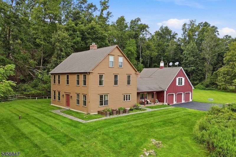 5.5 Acres of Land with Home for Sale in Allamuchy Township, New Jersey