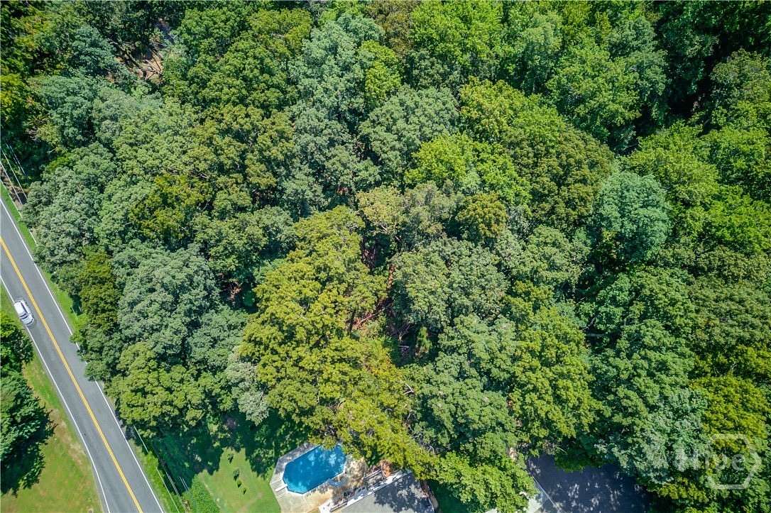 0.92 Acres of Residential Land for Sale in Oakwood, Georgia