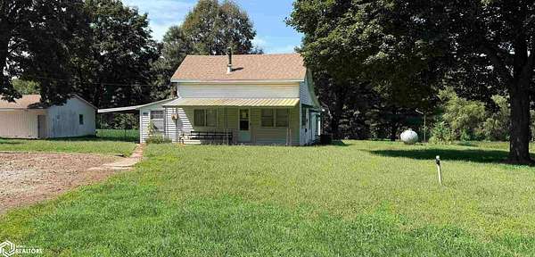 4 Acres of Land with Home for Sale in Riverton, Iowa