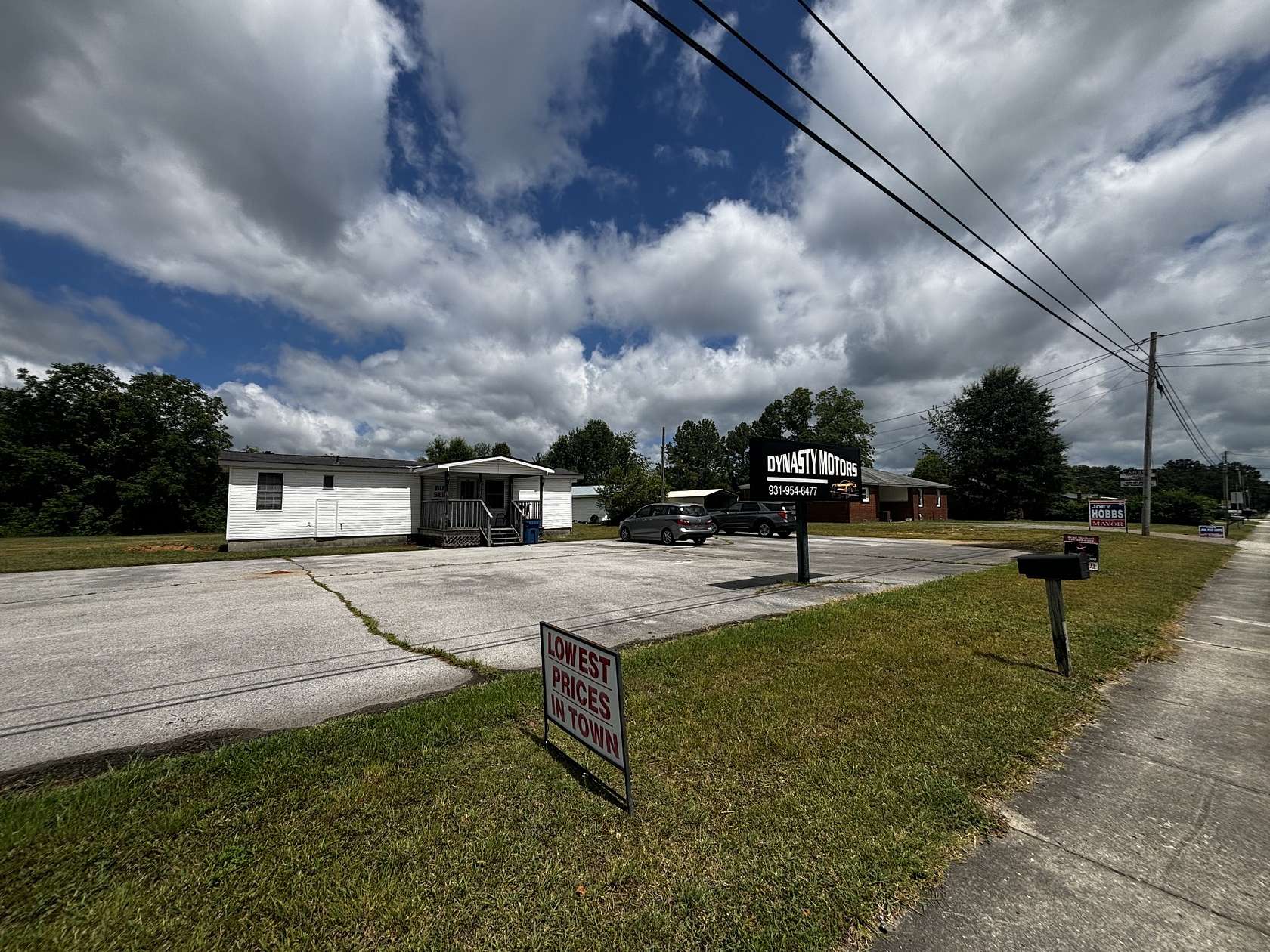 1 Acre of Improved Commercial Land for Sale in Manchester, Tennessee