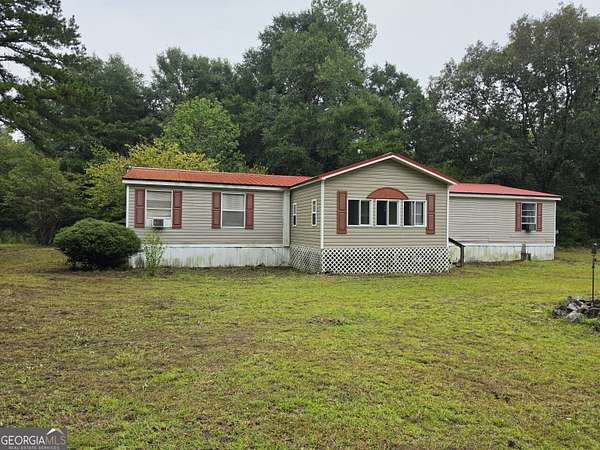 4.27 Acres of Land with Home for Sale in Millen, Georgia