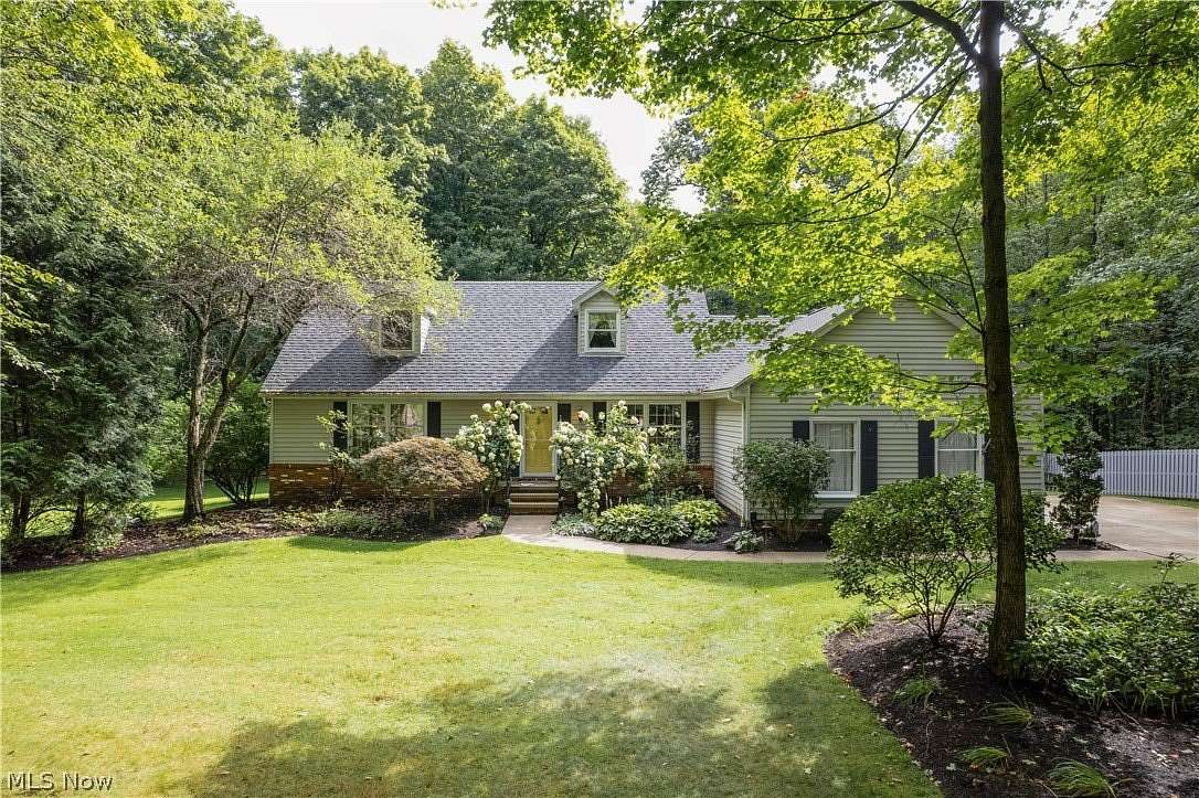 2.5 Acres of Land with Home for Sale in Chagrin Falls, Ohio
