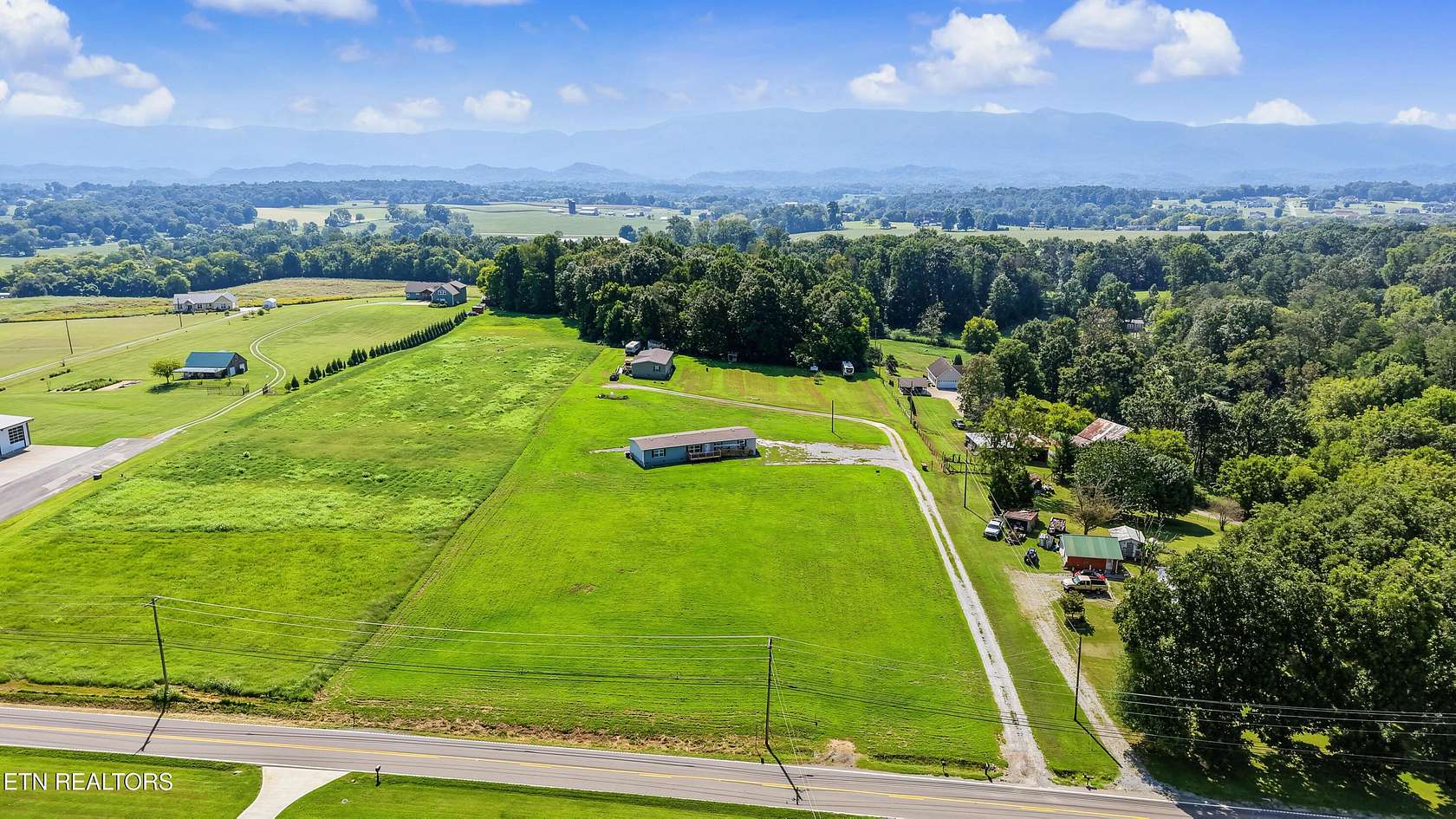 1 Acre of Residential Land for Sale in Maryville, Tennessee