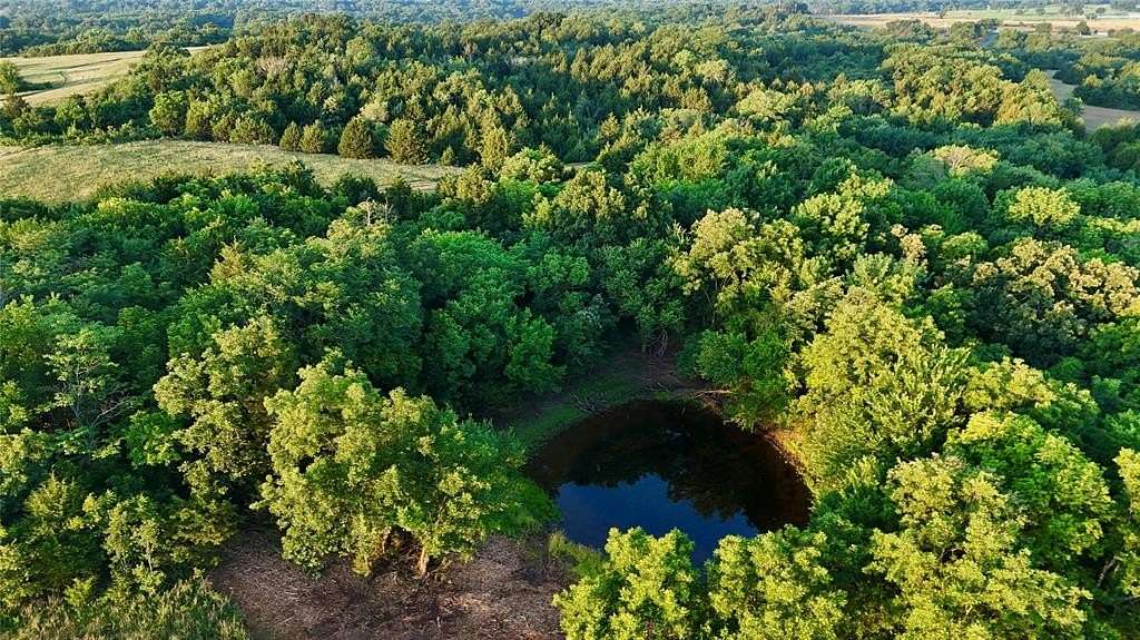 10.1 Acres of Land for Sale in Earlsboro, Oklahoma