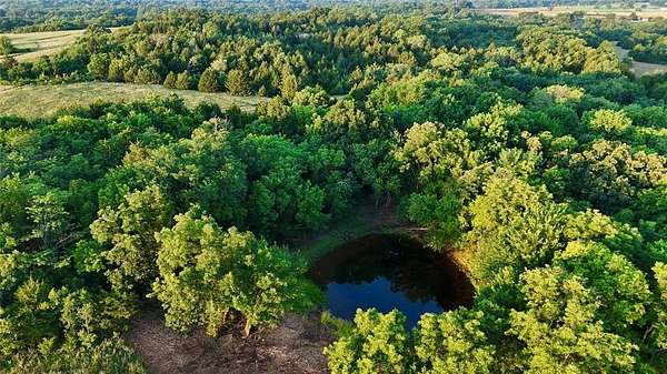 10.1 Acres of Land for Sale in Earlsboro, Oklahoma