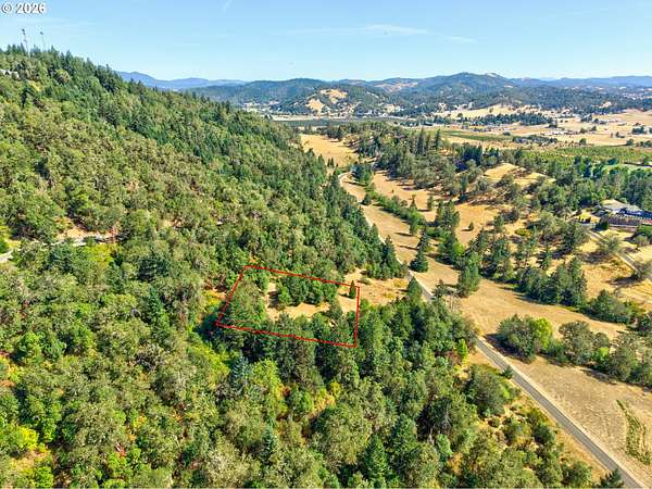 1 Acre of Residential Land for Sale in Roseburg, Oregon