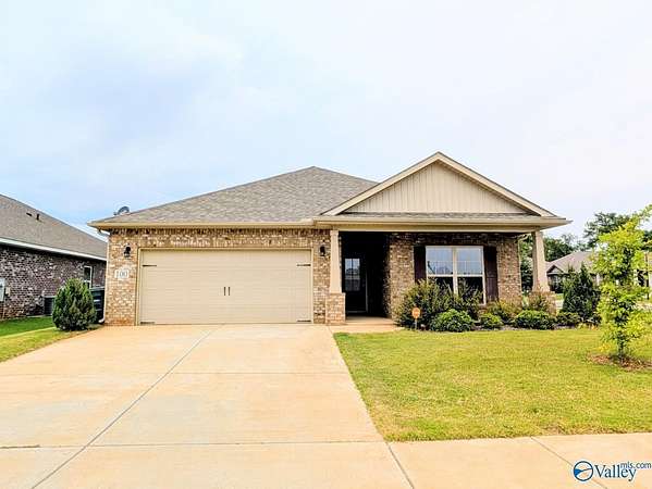 26.6 Acres of Land with Home for Sale in Huntsville, Alabama