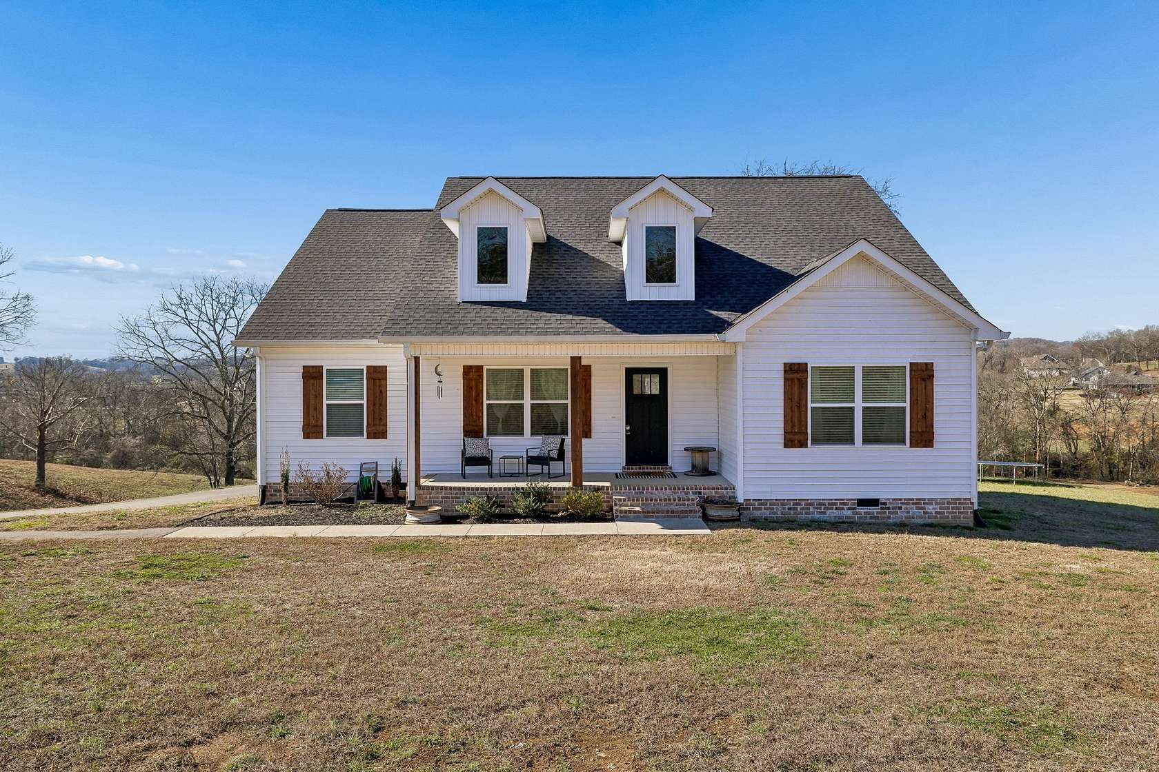 3 Acres of Land with Home for Sale in Hartsville, Tennessee