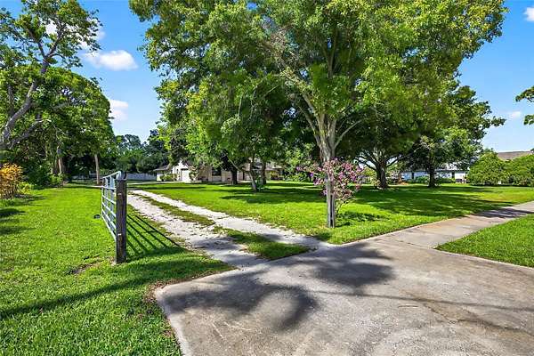 4.43 Acres of Land with Home for Sale in Pinellas Park, Florida