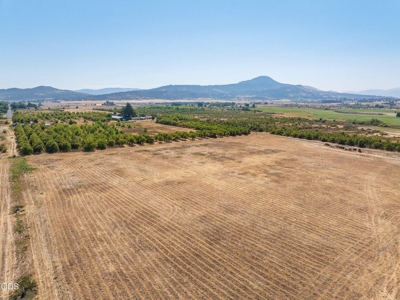214 Acres of Agricultural Land with Home for Sale in Medford, Oregon