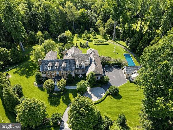 1.87 Acres of Land with Home for Sale in Great Falls, Virginia