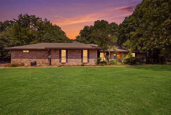 1.5 Acres of Land with Home for Sale in Weatherford, Texas