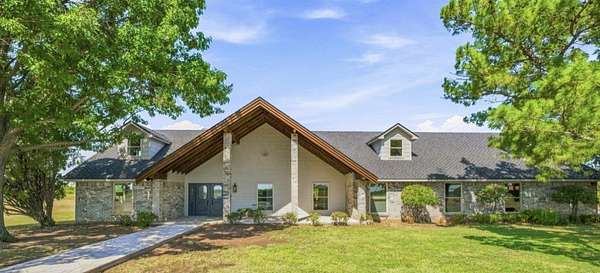 11.8 Acres of Land with Home for Sale in Olney, Texas