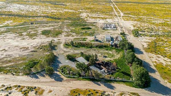 9.43 Acres of Land for Sale in Lancaster, California