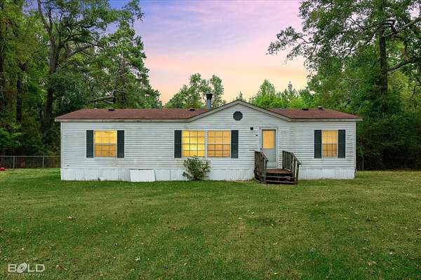 5.4 Acres of Land with Home for Sale in Shreveport, Louisiana