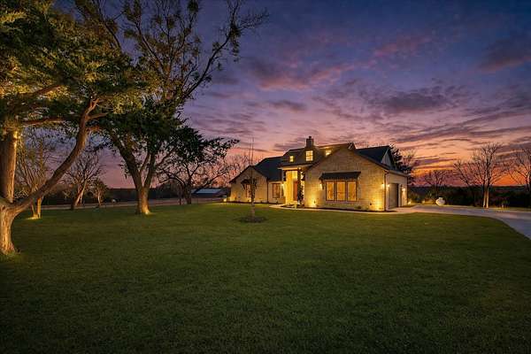2.64 Acres of Land with Home for Sale in Farmersville, Texas