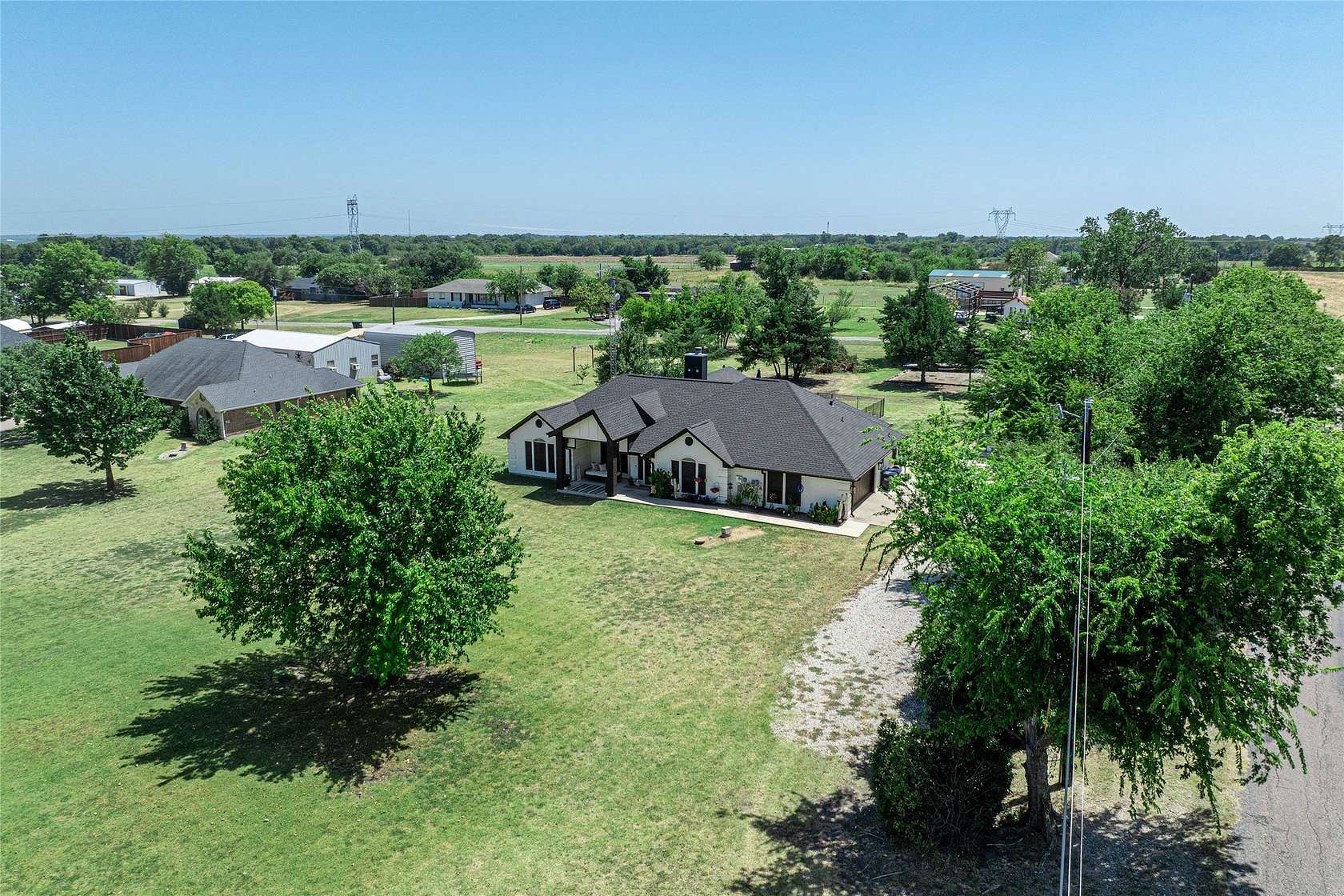 1.5 Acres of Land with Home for Sale in Van Alstyne, Texas