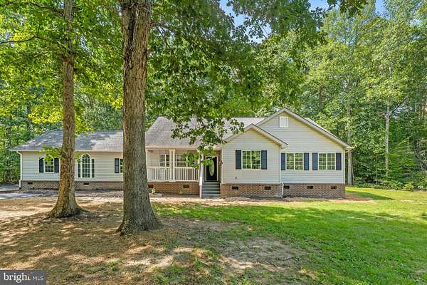 3 Acres of Land with Home for Sale in Fredericksburg, Virginia