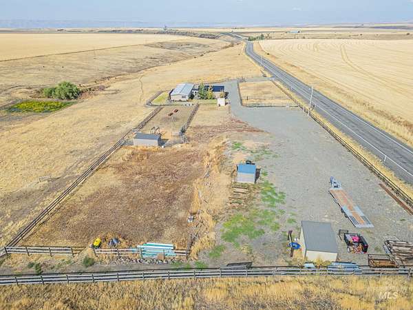 22.5 Acres of Agricultural Land with Home for Sale in Asotin, Washington
