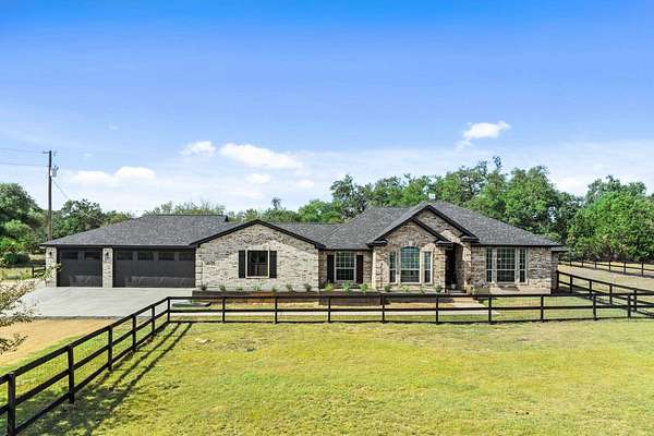 1.5 Acres of Land with Home for Sale in Dripping Springs, Texas