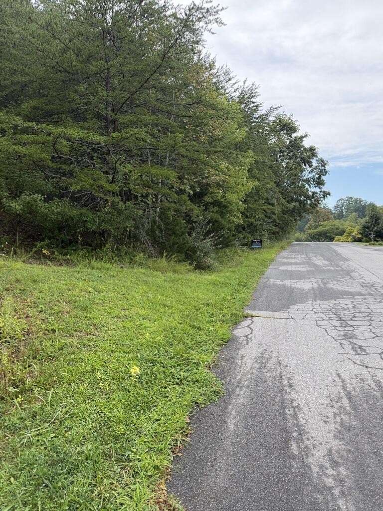 2 Acres of Residential Land for Sale in Roanoke, Virginia