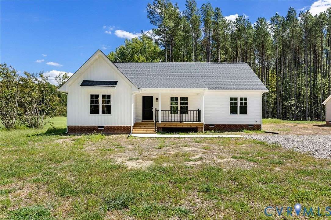2.65 Acres of Land with Home for Sale in Dinwiddie, Virginia