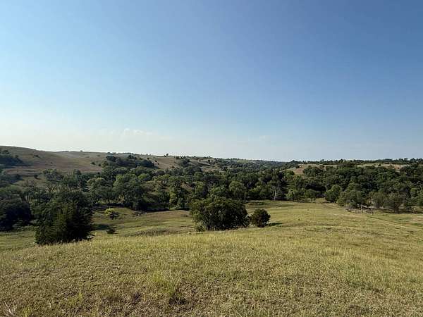 250 Acres of Land for Sale in Fairfax, South Dakota