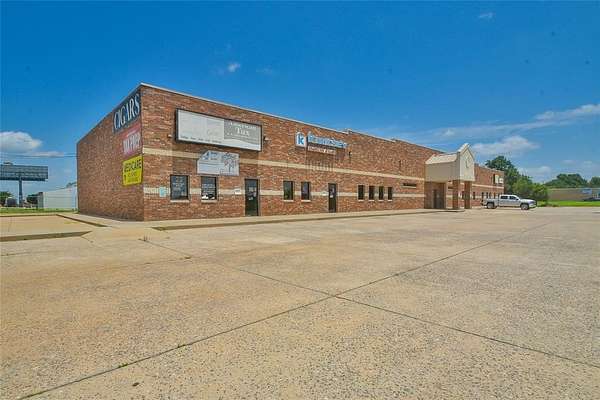 1.65 Acres of Improved Commercial Land for Sale in Oklahoma City, Oklahoma