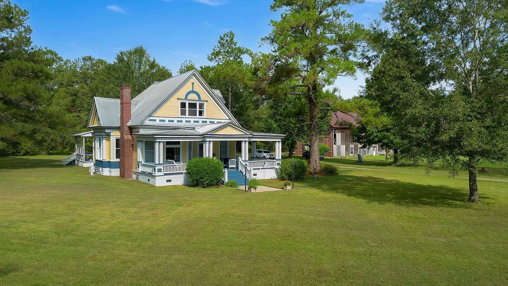 12.8 Acres of Land with Home for Sale in Quincy, Florida